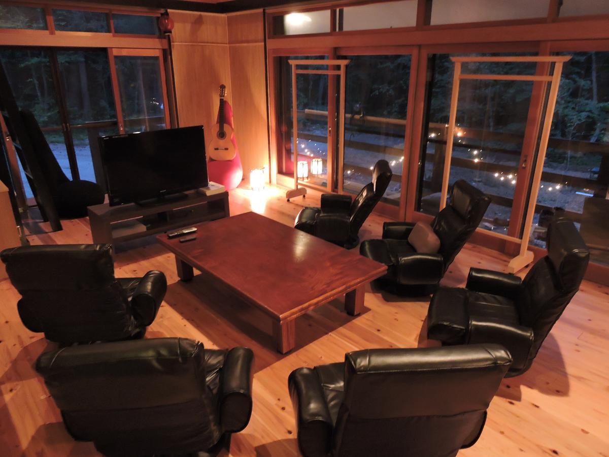 Momiji Guesthouse Cottages - Alpine Route 大町市 エクステリア 写真